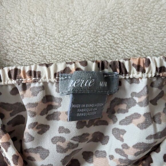 3/$30 Aerie lightweight animal print tank - Picture 5 of 6